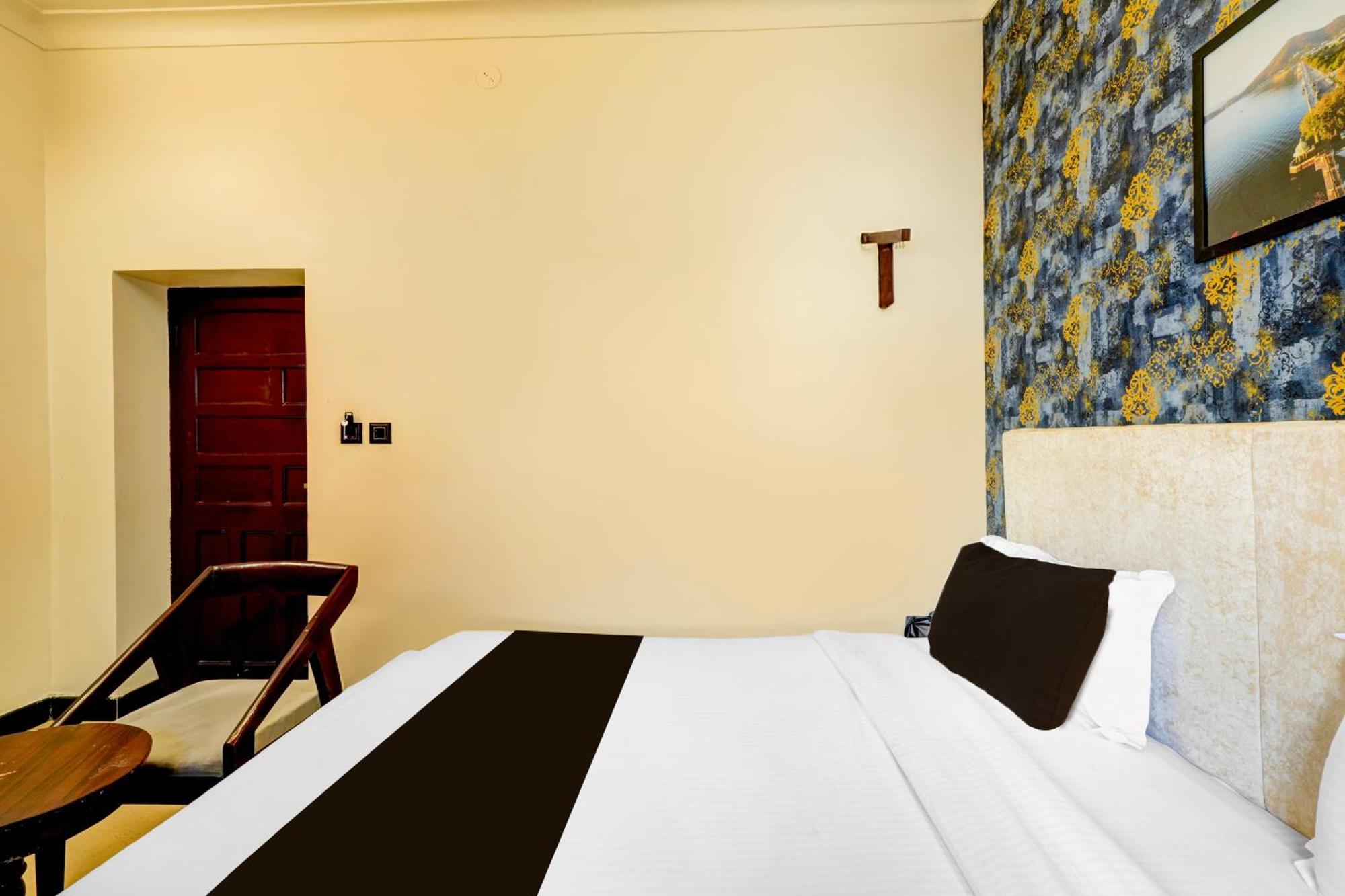 Hotel O Lake N Hill View Udaipur Eksteriør bilde